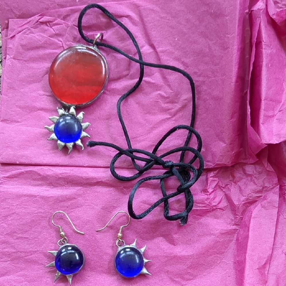 Blue and Red Sun Pendant Necklace and Earrings Set